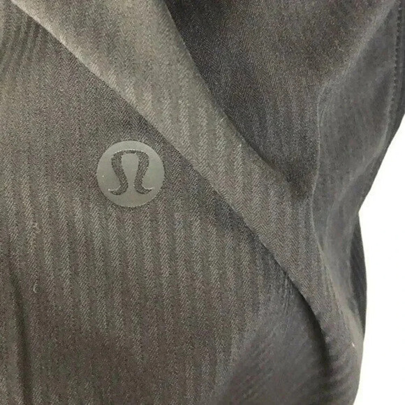 Lululemon Beyond The Studio Slim Crop Black Athletic Pants 8 - Picture 4 of 5